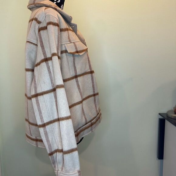 Joie woman Neutral Plaid Fleece jacket/coat! - Picture 2 of 5